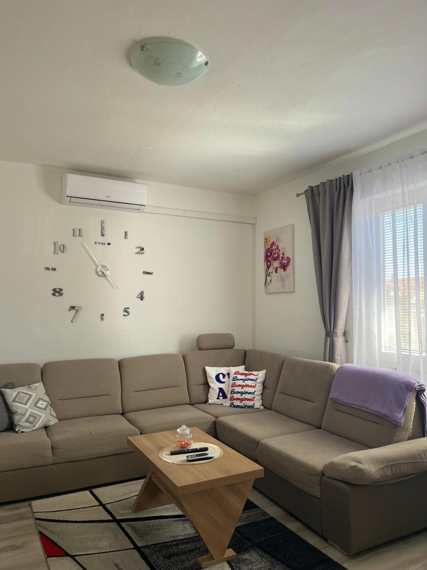 זאדאר Apartman Marta מראה חיצוני תמונה